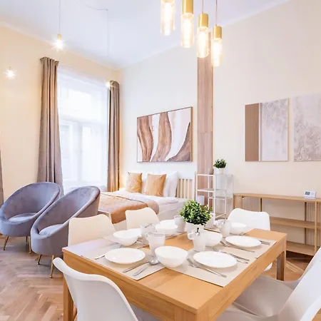 Very - Comfy - New *