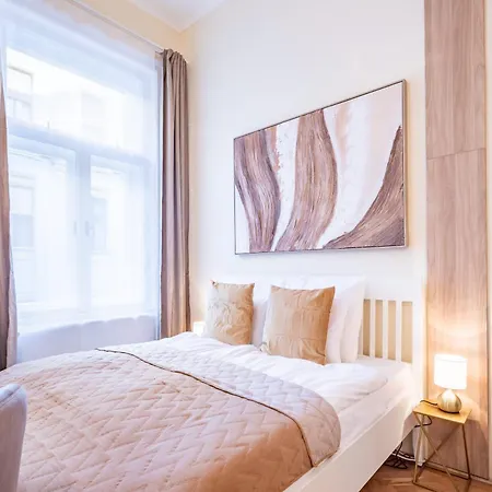 Very - Comfy - New Apartment